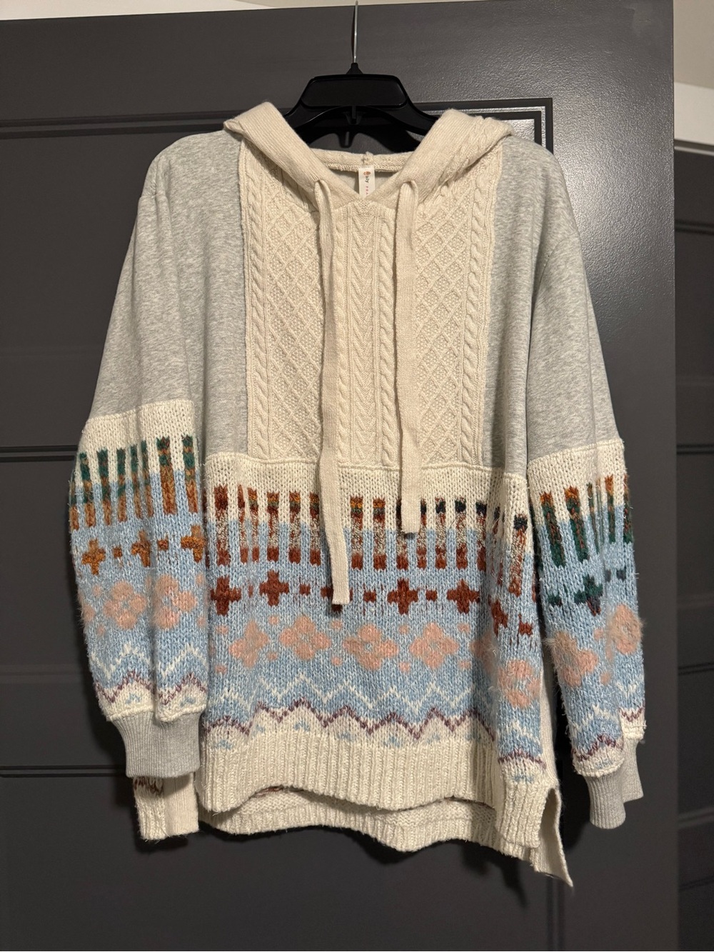 Relaxed Hooded Fair Isle Sweater in Cream and Light Blue